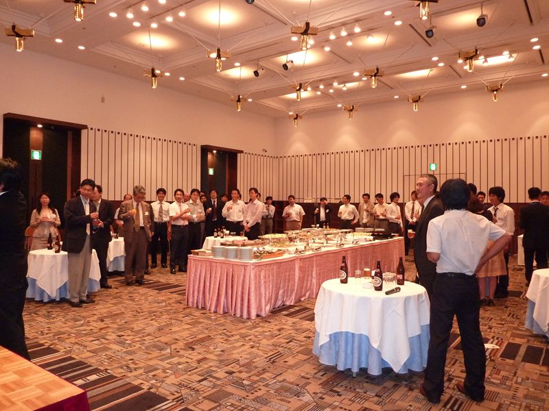 P1000447_R.jpg P1000447_R.jpg